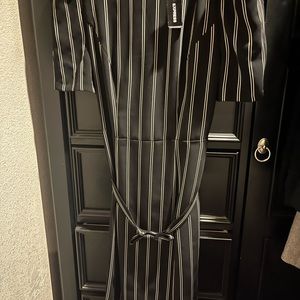 Women’s black and white Express dress